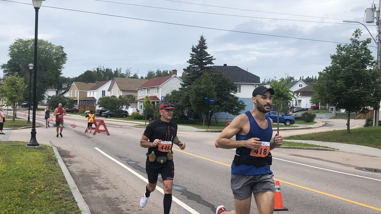 Un succès pour le retour du demimarathon Eau Grand Air de RadioCanada