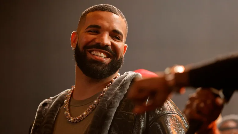 Drake repart en tournée après cinq ans et sera de passage au Canada cet ...
