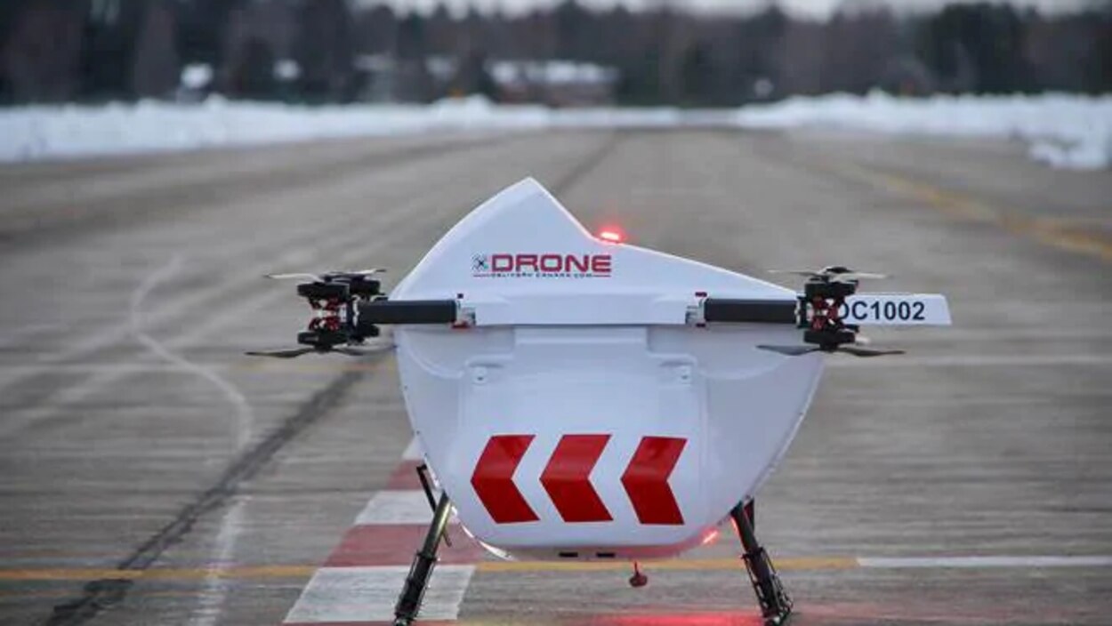 Le premier service au monde de livraison par drones à l'aéroport d ...