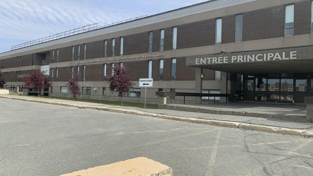 Un cas de COVID19 à l'école secondaire D'Iberville de RouynNoranda