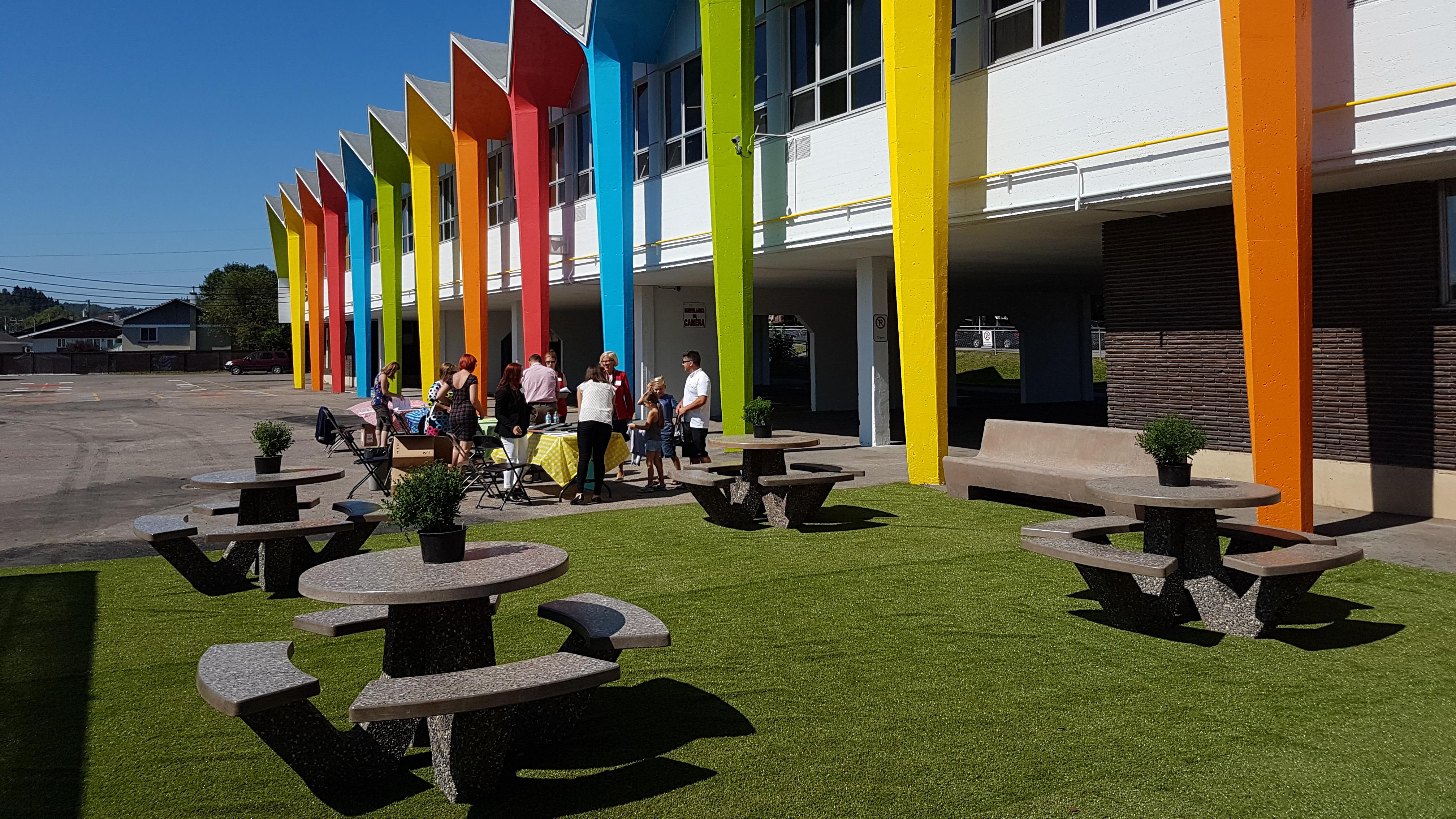 Trois écoles de Saguenay visitées par les promoteurs de « Labécole