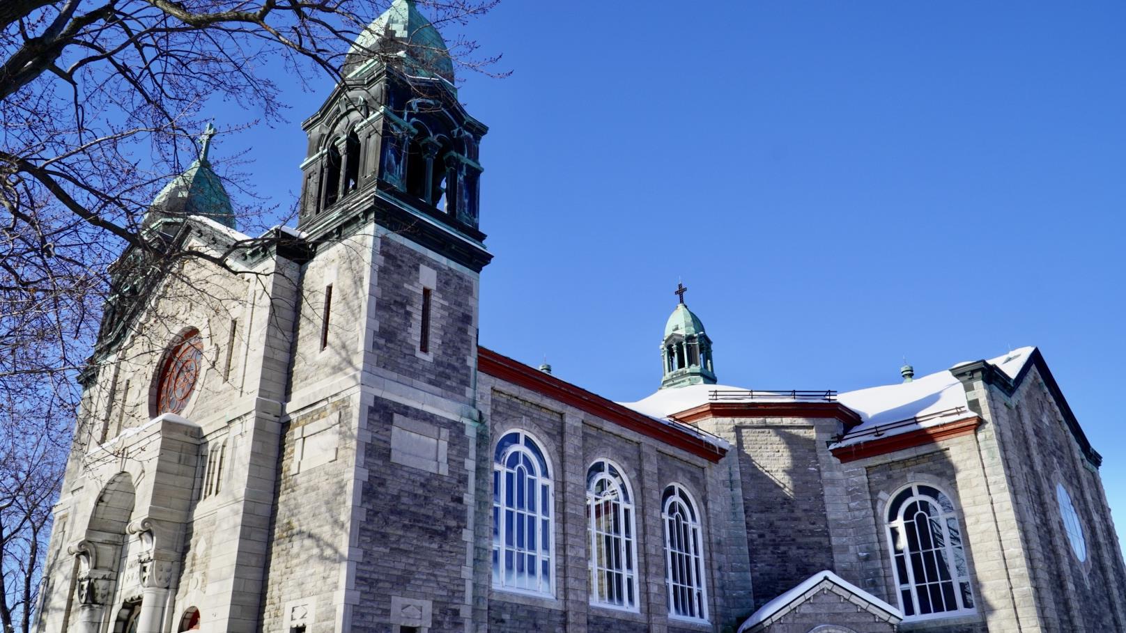 L'église SainteCécile change de main