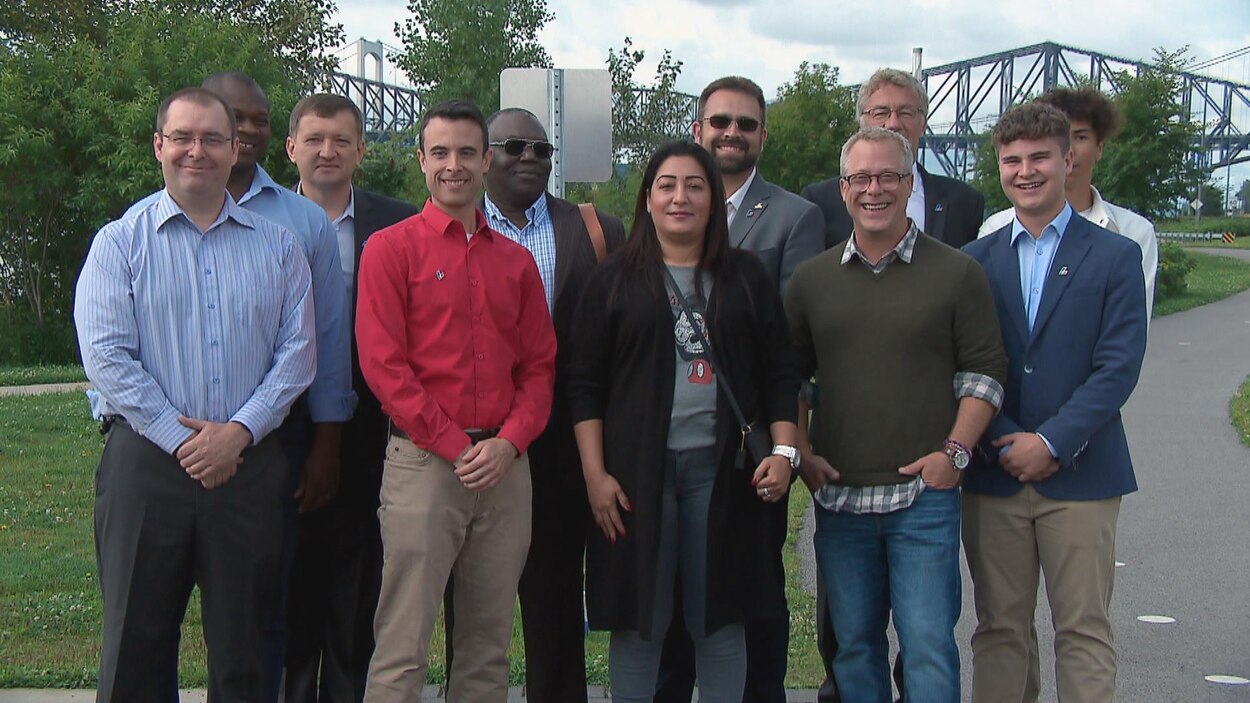 Les libéraux et les conservateurs font déjà campagne à Québec et en