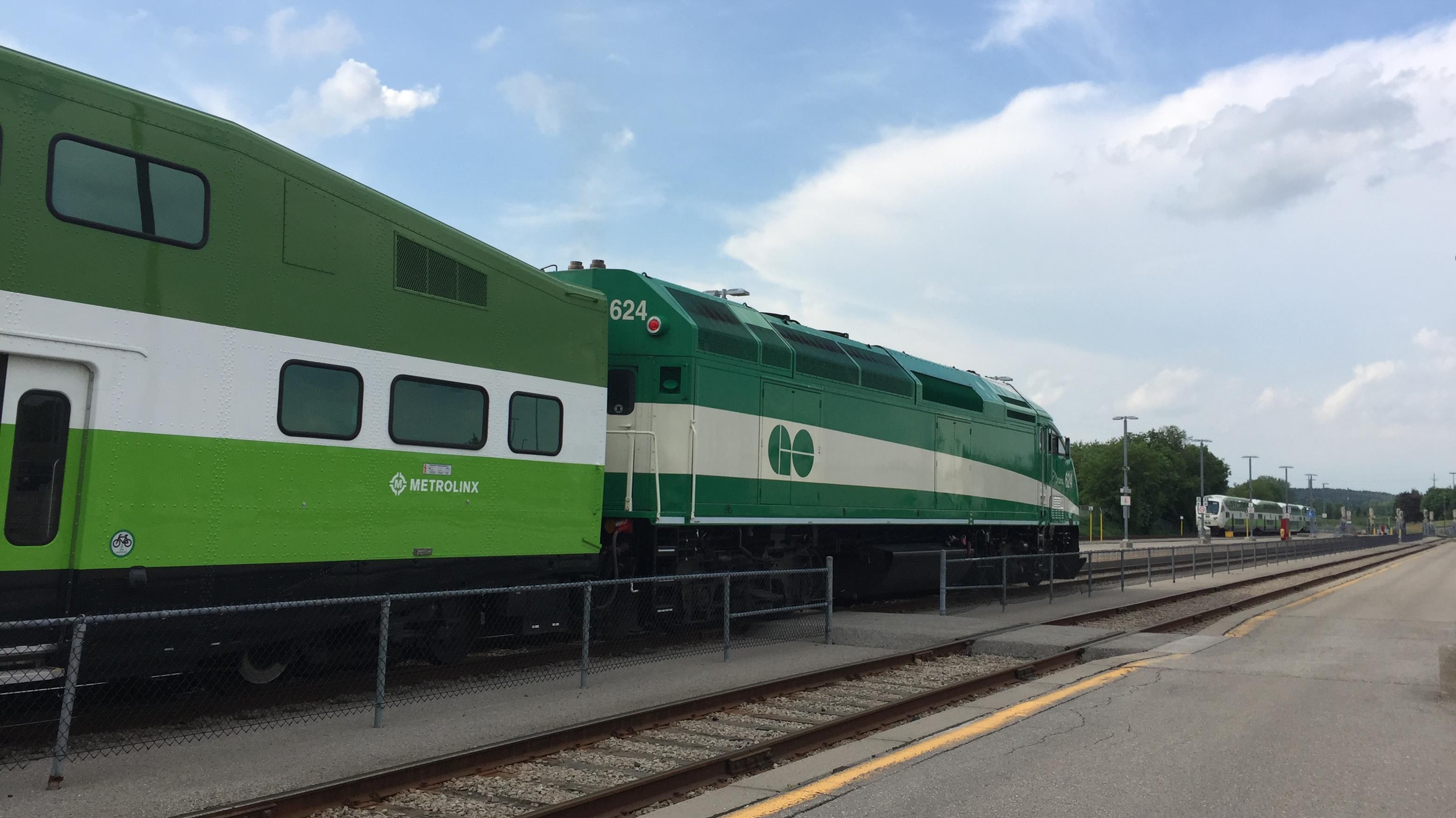 L Ontario Investit Dans L Expansion Des Services De Train GO De   Election Ontario 905 Tran Banlieue Go 