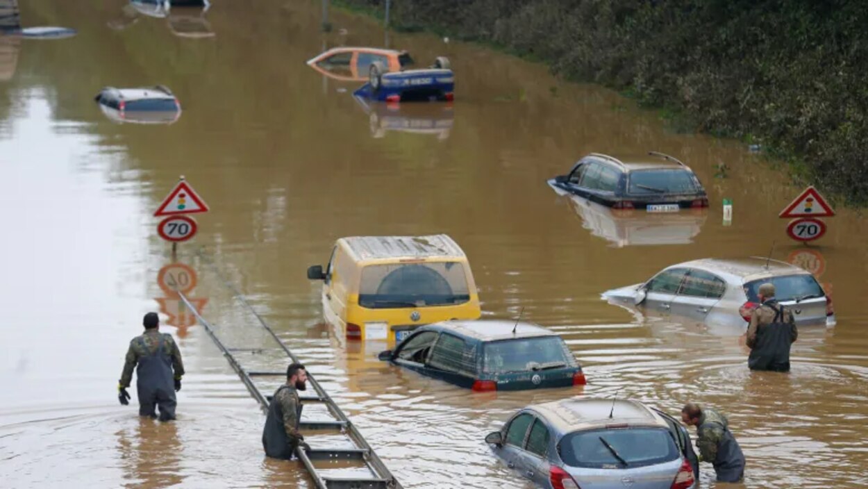 Storms, floods, other weather disasters quadrupled worldwide since ...