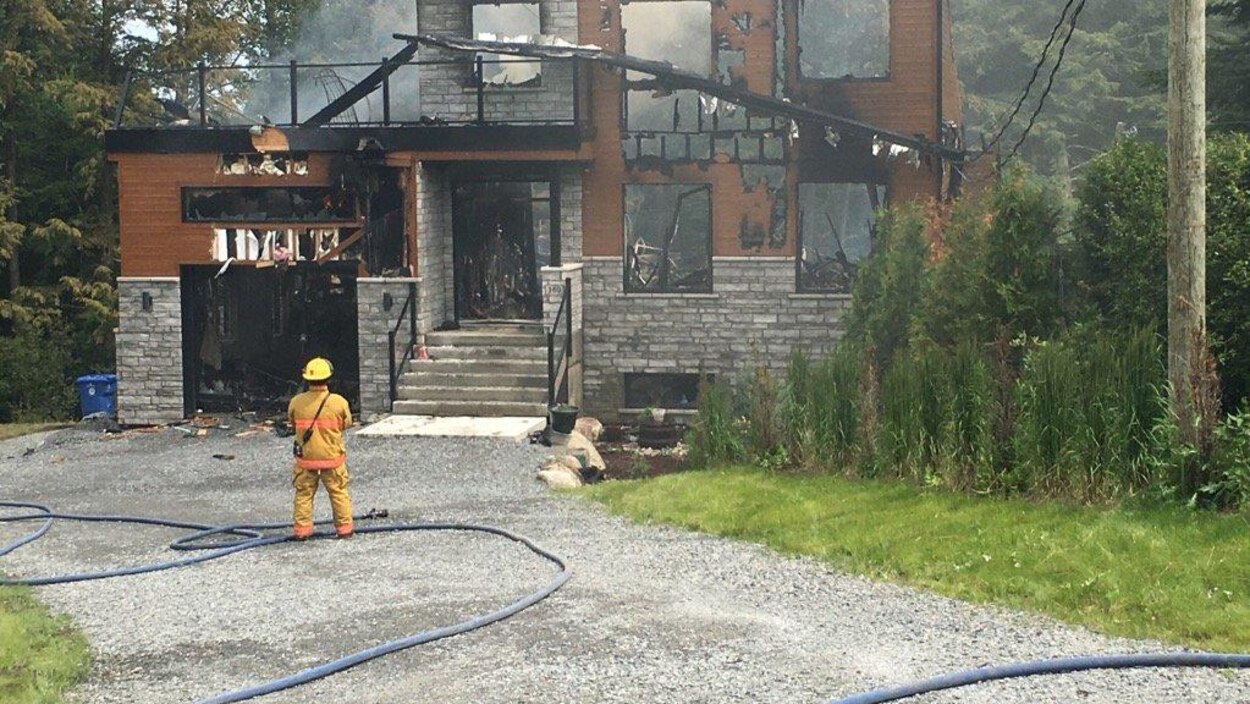 SainteCatherinedeHatley un incendie après les coups de feu Radio