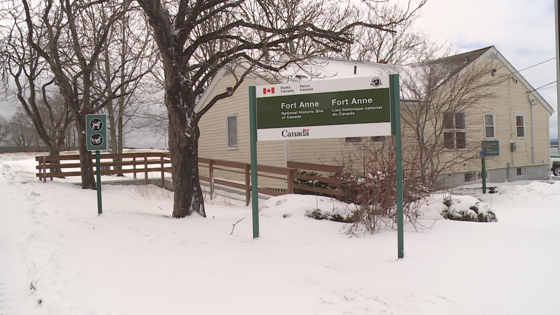 Sur la route des lieux historiques le fort Anne et Port Royal