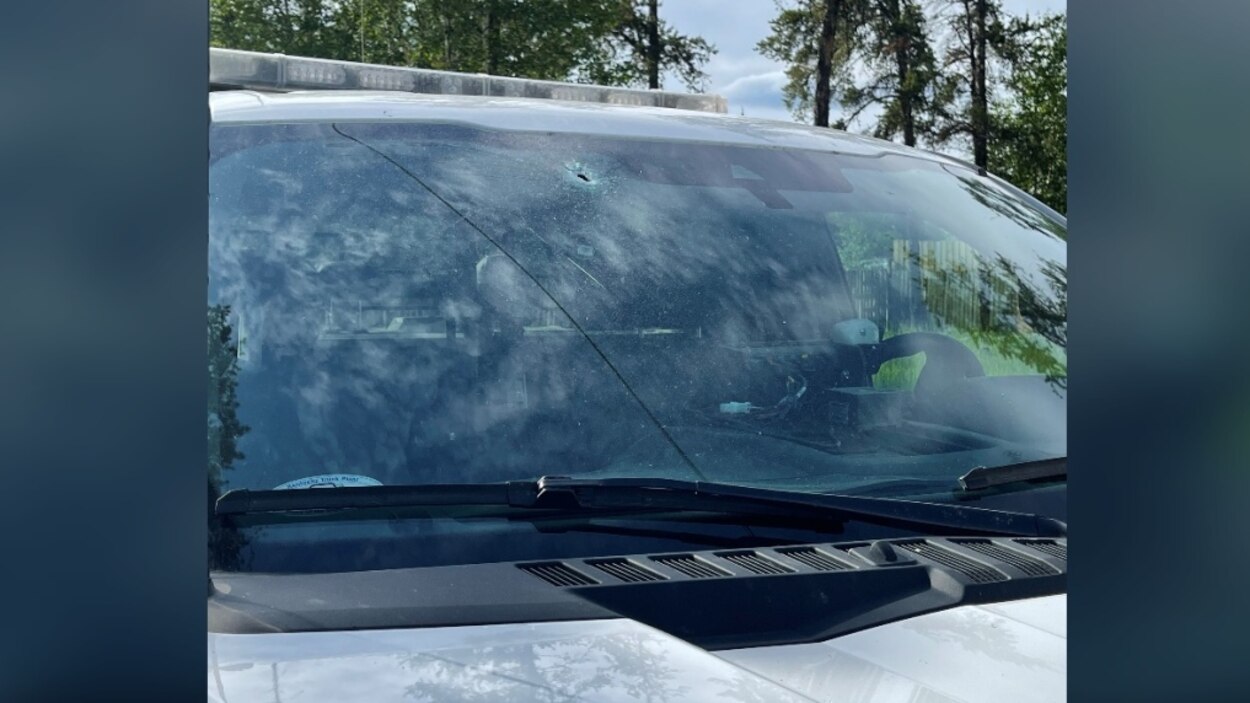 Opération policière à La Ronge : un suspect court toujours, mais l ...