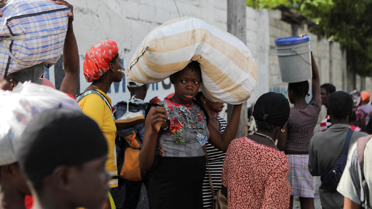 Le gouvernement canadien sanctionne trois riches Haïtiens | Radio-Canada