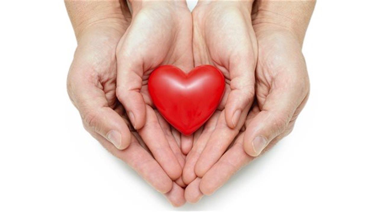 Un rapport suggère un changement de loi en matière de don d’organes
Un rapport suggère un changement de loi en matière de don d’organes