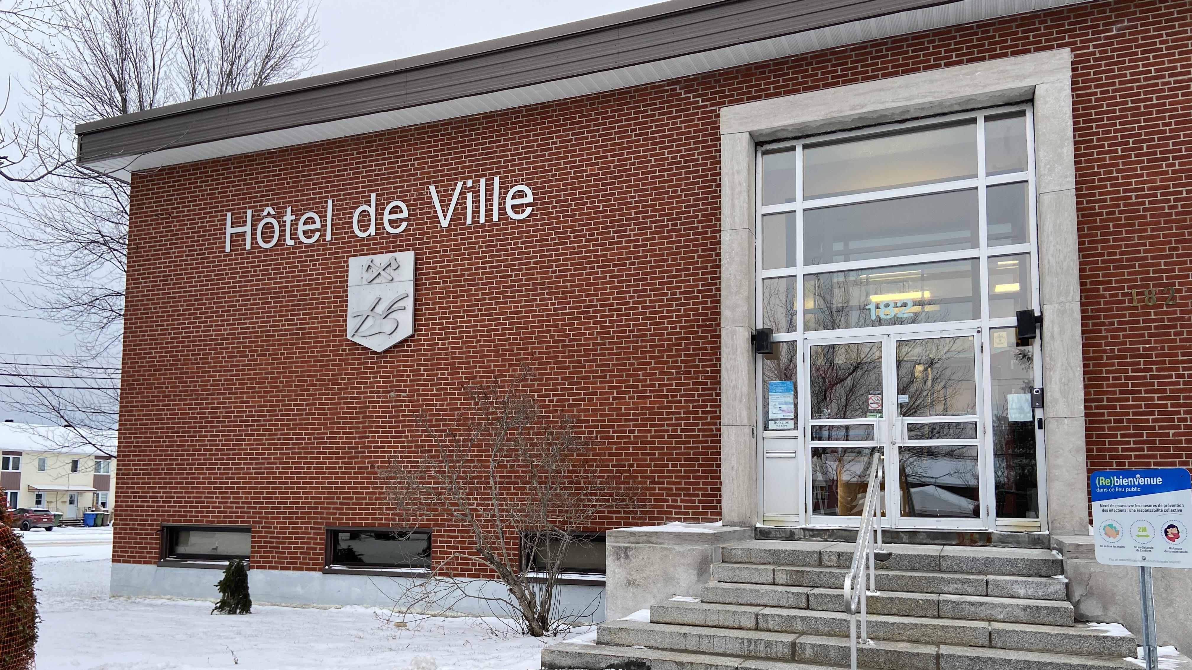 Incivilité : « Derrière les services, il y a des êtres humains ...