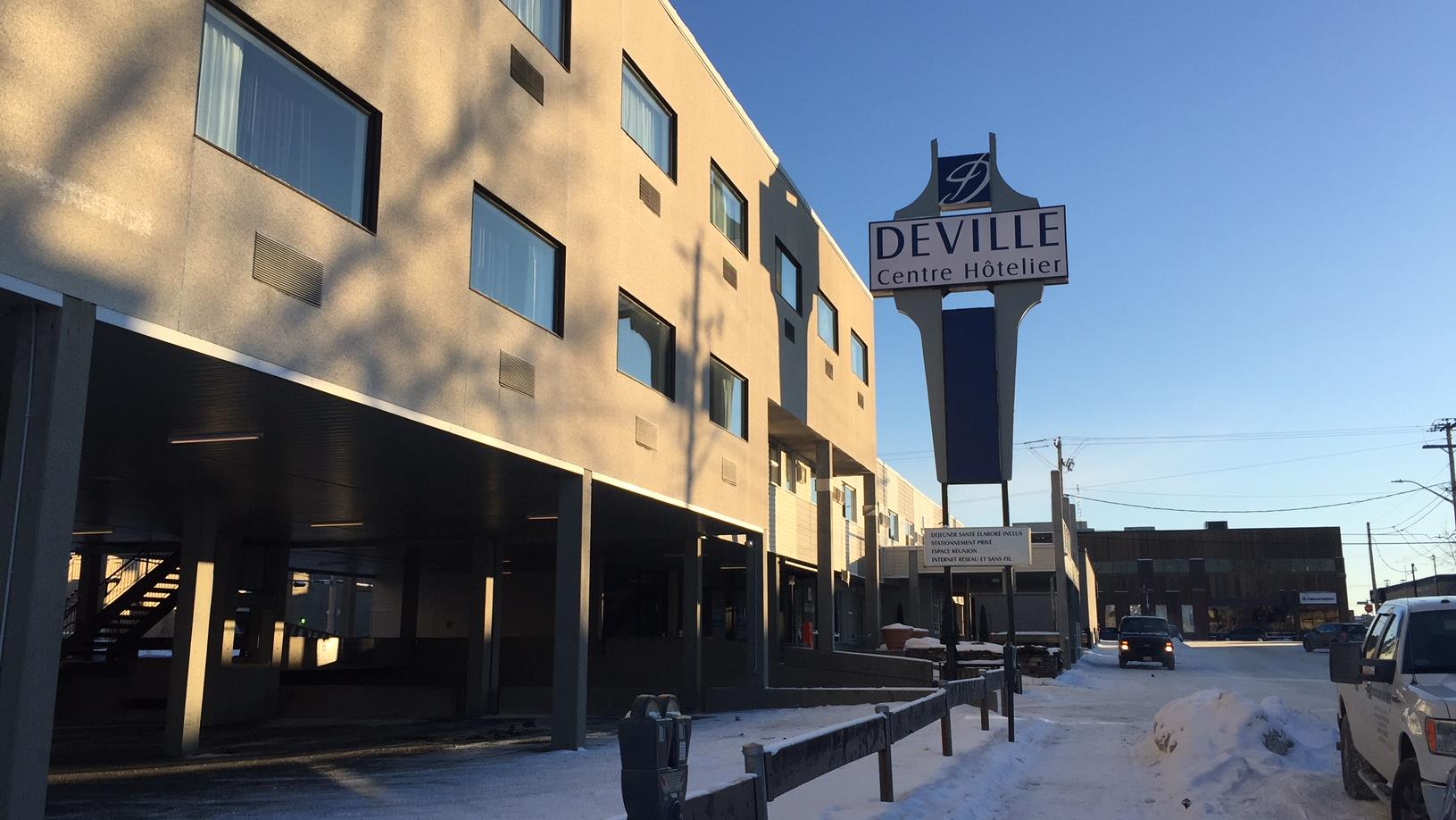 Deville Motel Rouyn Noranda Canada Augmentations salariales pour les travailleurs du Centre hôtelier