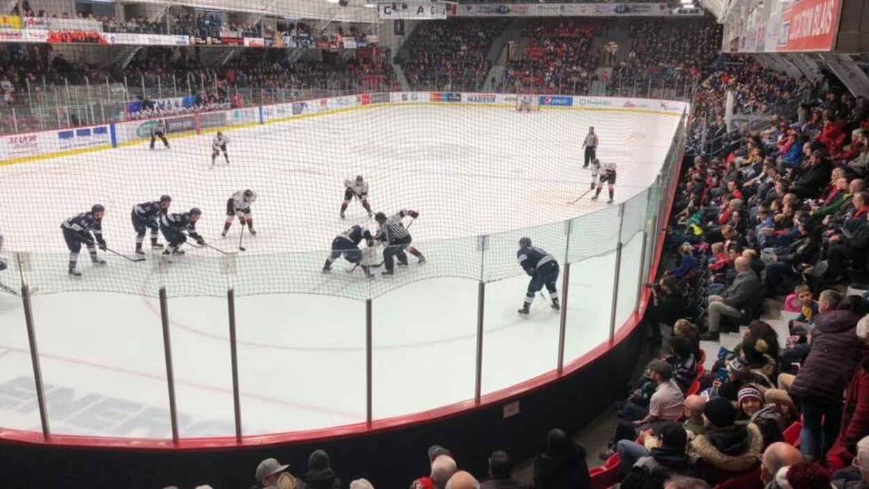 Les Huskies à la chasse au record | Radio-Canada