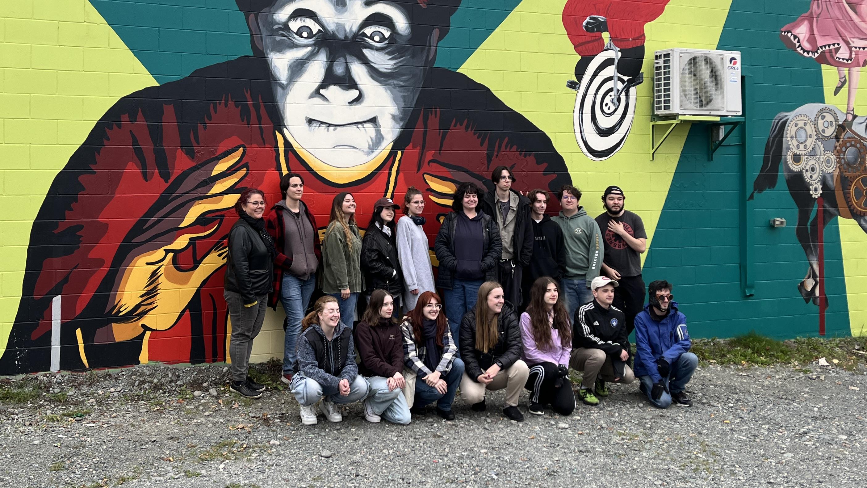 Les étudiants du Cégep inaugurent leur nouvelle murale | OHdio | Radio ...
