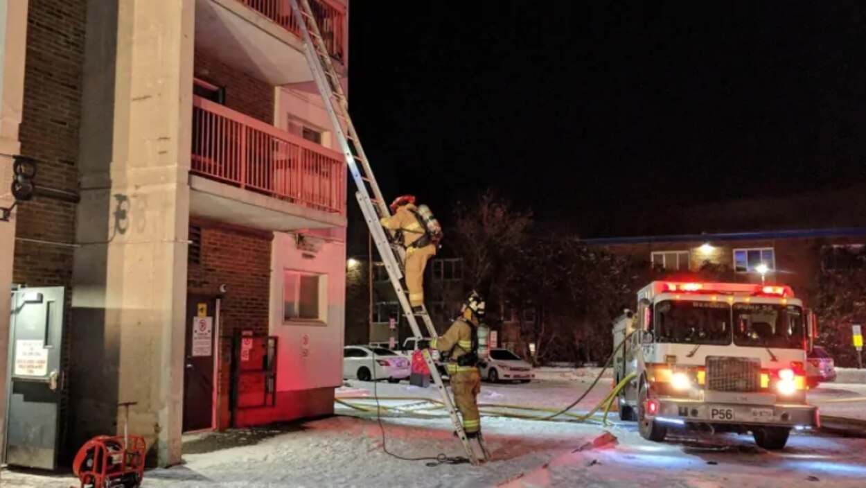 Un incendie force l'évacuation de plus de 200 personnes à Ottawa ...
