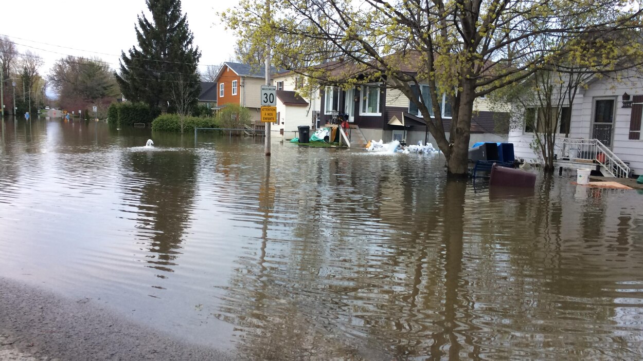 PointeCalumet et DeuxMontagnes pourraient construire en zone