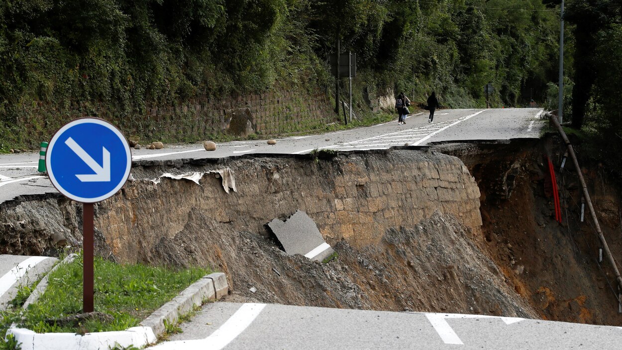 On craint un lourd bilan humain après de très fortes crues en France et ...