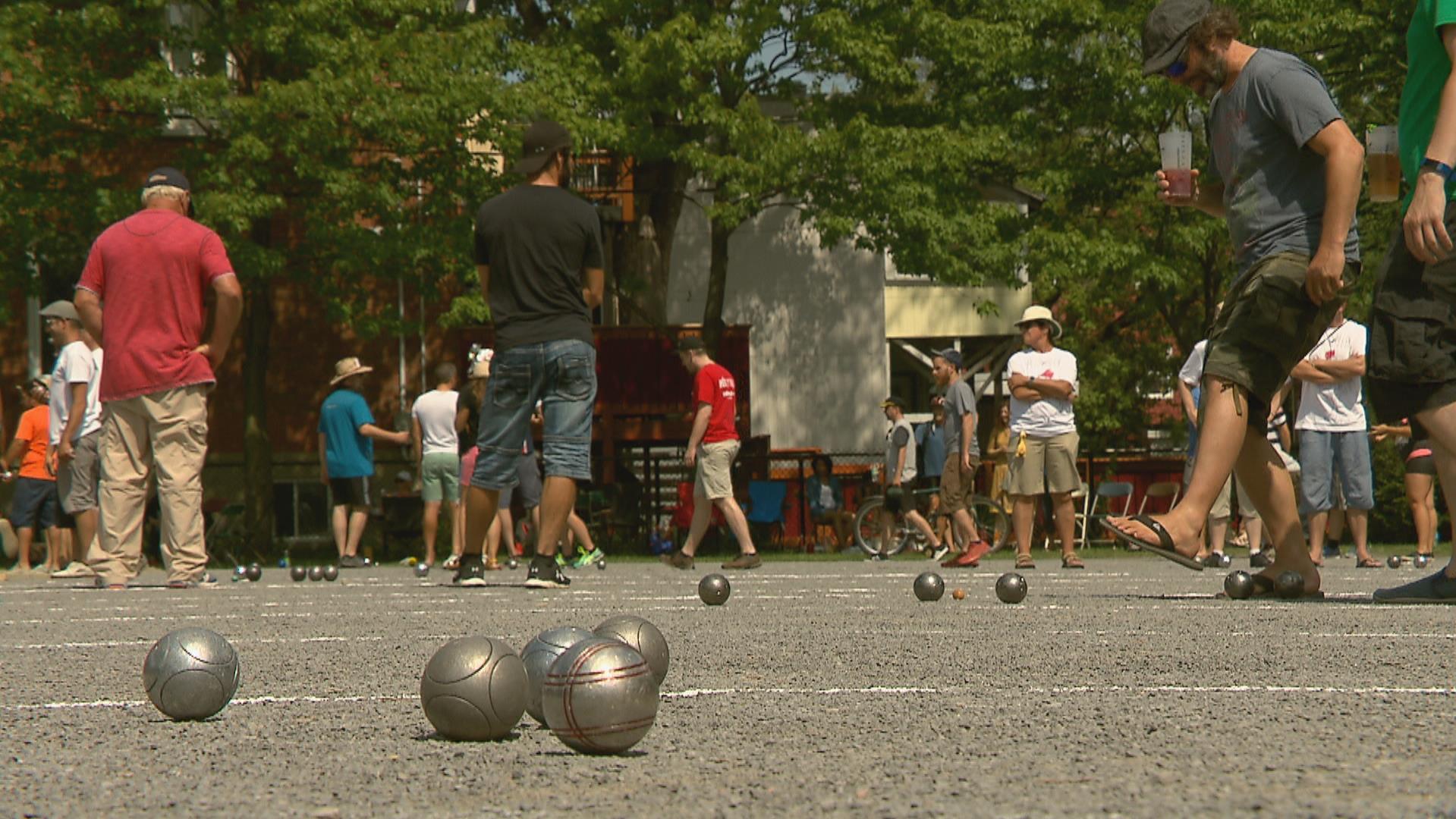 L Internationale De Petanque Du Vieux Limoilou Toujours Plus Populaire Radio Canada Ca L Internationale De Petanque Du Vieux Limoilou Toujours Plus Populaire Radio Canada Ca