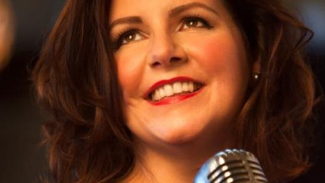 Les multiples facettes de la Dre Jennifer Russell | Radio-Canada