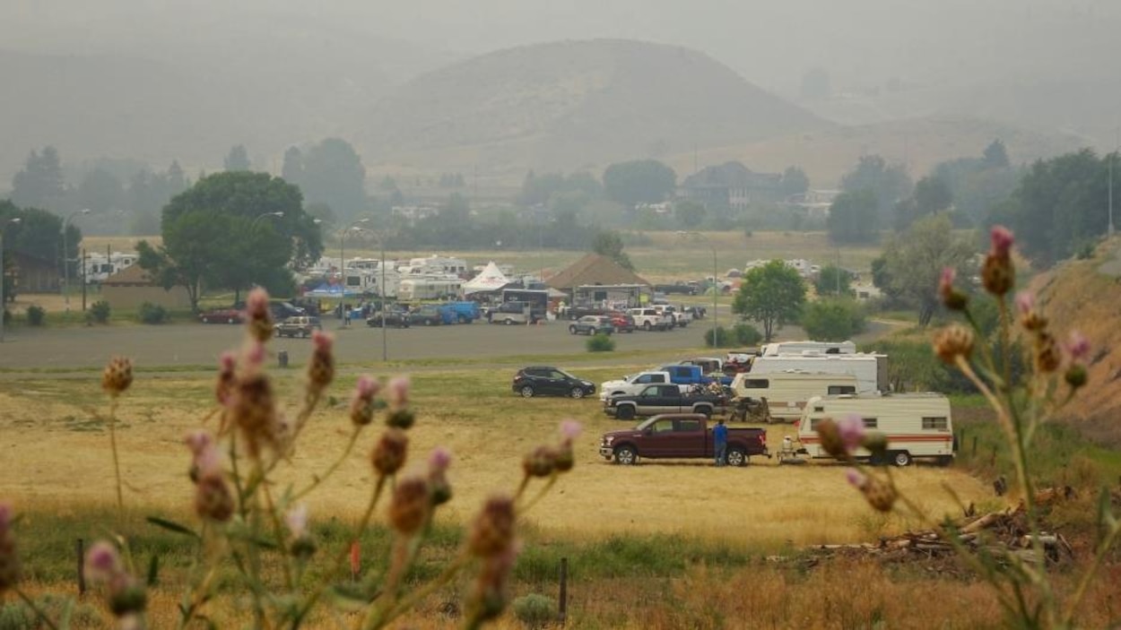 Le terrain du powwow de Kamloops transformé en camp pour évacués