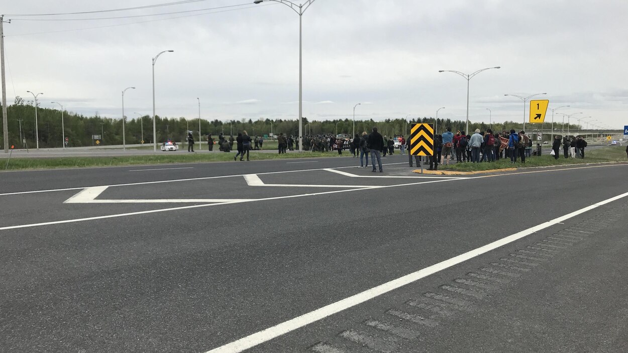 Après avoir été bloquée par des manifestants, l'autoroute 15 est