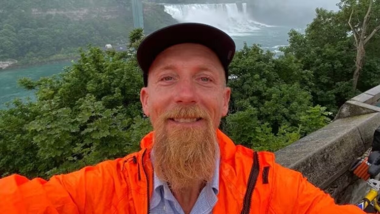 Around the world in 8 ’amazing’ years — B.C. man’s journey without a ...