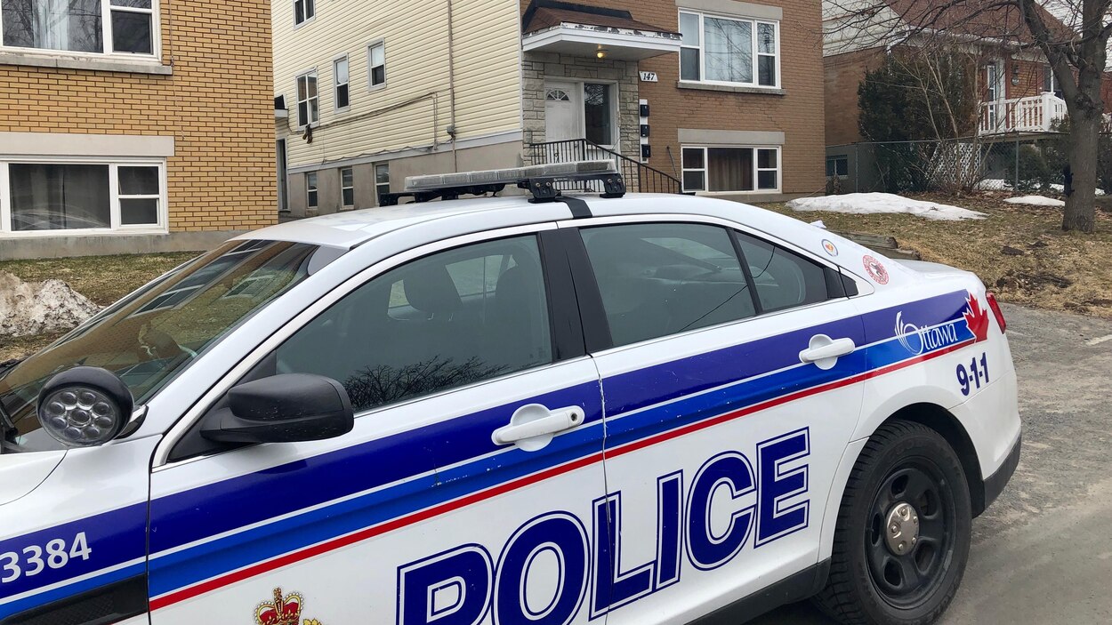 Un homme accusé du meurtre de sa mère à Ottawa