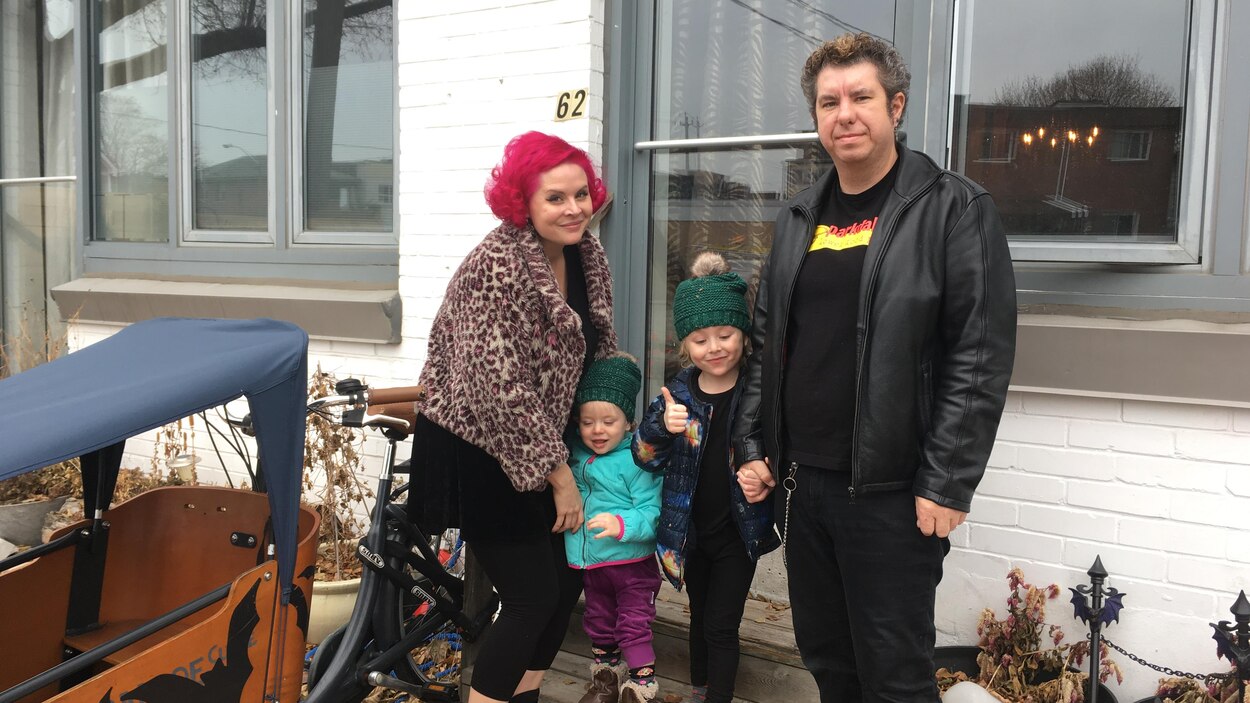 Qui A Invente Les Noms De Famille Des couples adoptent un nom de famille inventé en se mariant |  Radio-Canada.ca