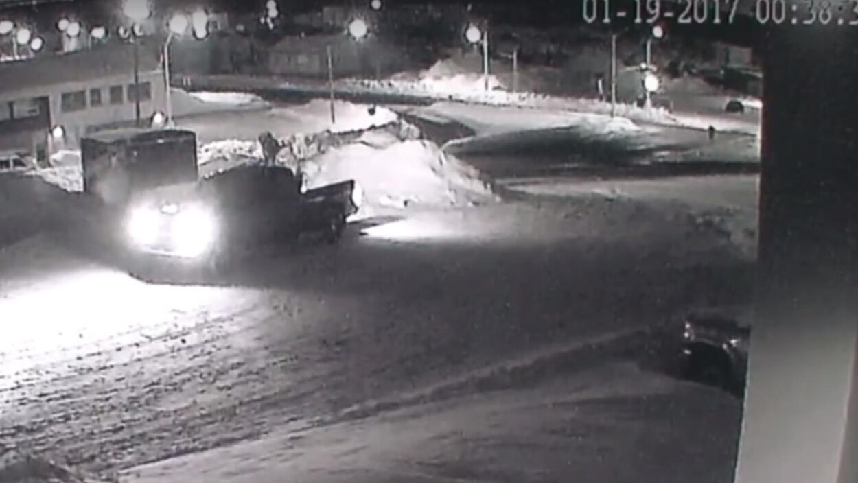 Quatre personnes arrêtées pour des vols de motoneiges à RouynNoranda