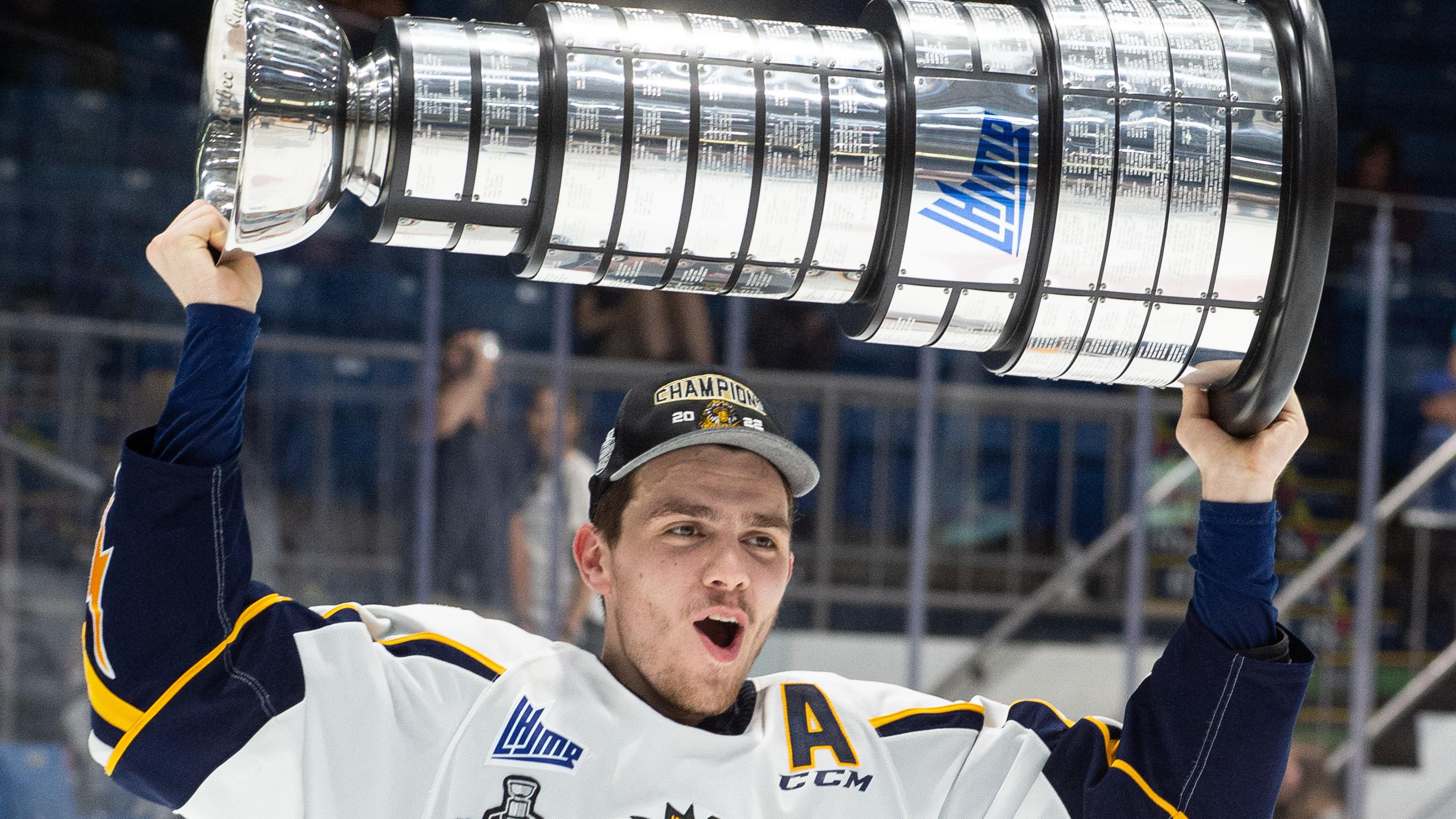 Un bilan de saison positif pour les Cataractes de Shawinigan  :  Daniel Renaud
Un bilan de saison positif pour les Cataractes de Shawinigan  :  Daniel Renaud