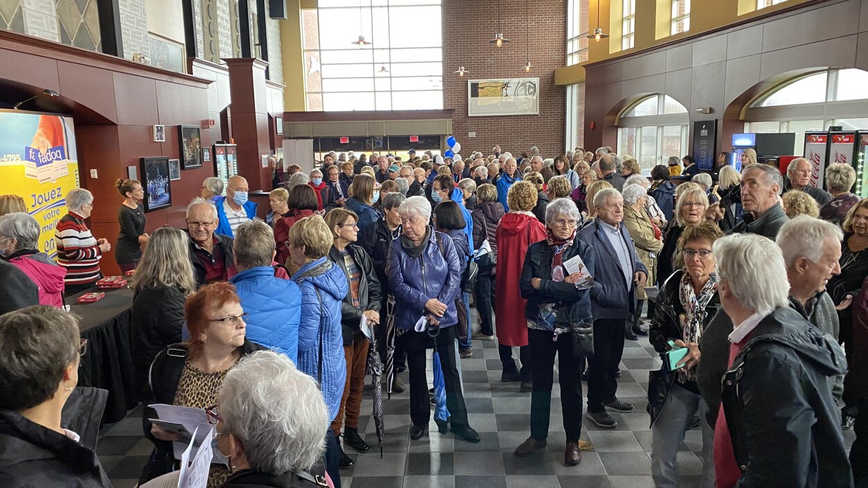 3500 membres au spectacle mystère pour les 50 ans de la FADOQ dans la