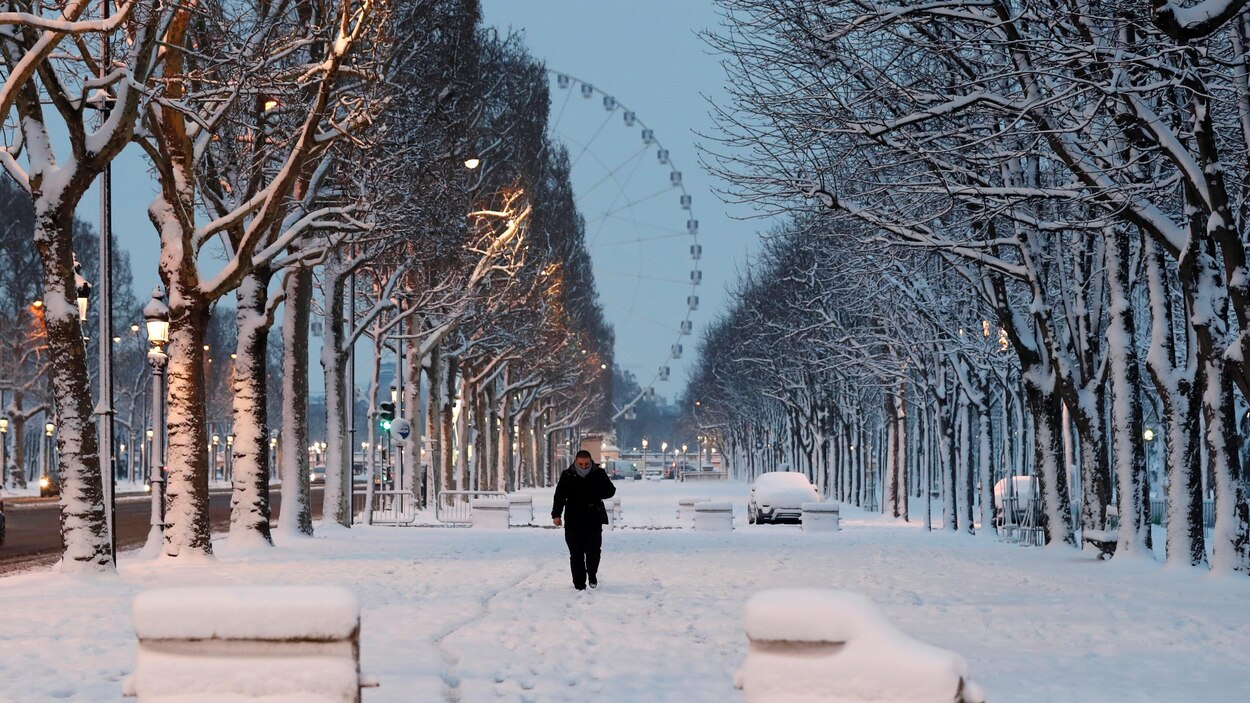 Paris et sa région sous la neige en 15 images - Le Parisien