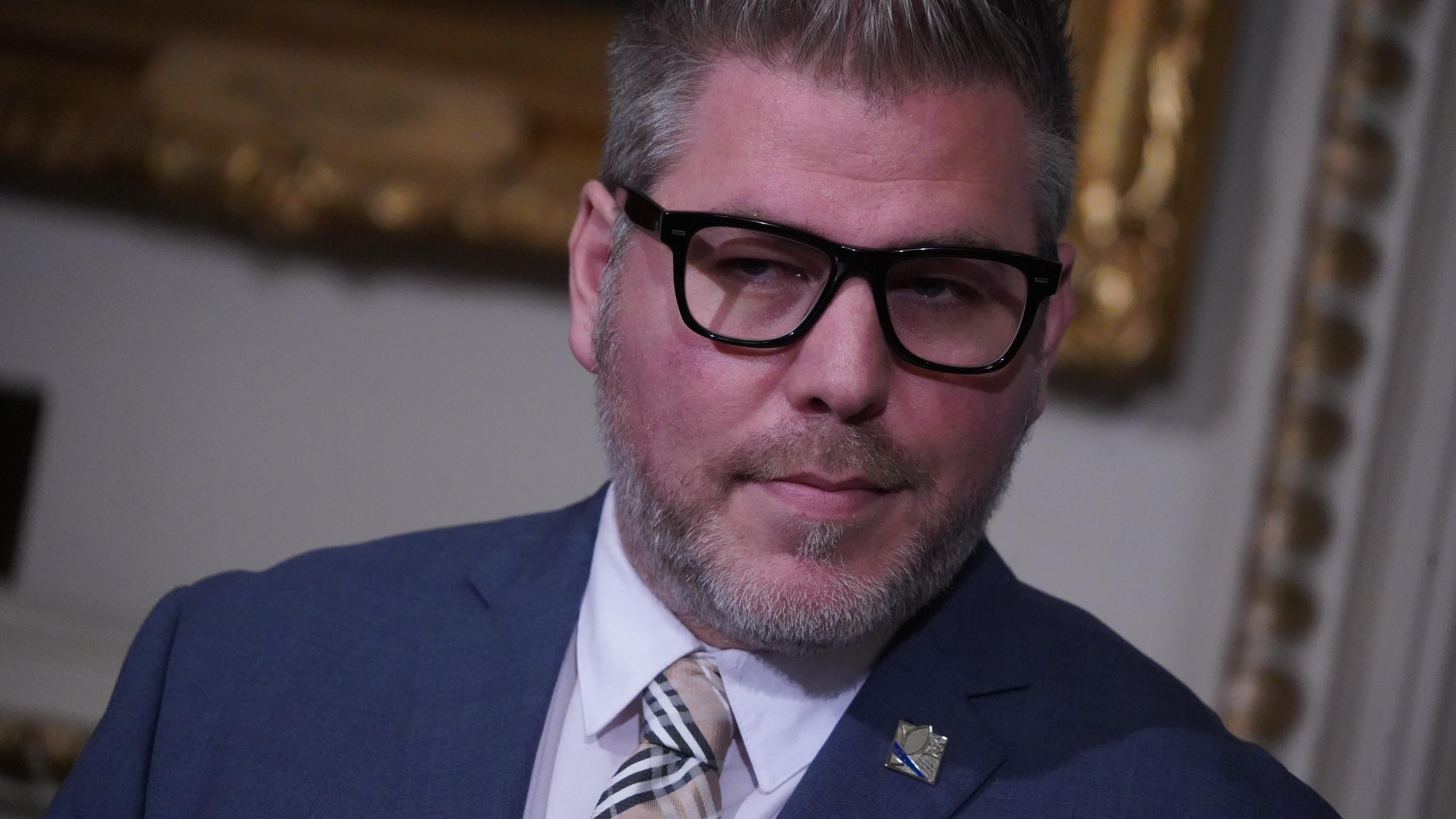 COVID-19 : des nouvelles du député Pascal Bérubé | OHdio | Radio-Canada
