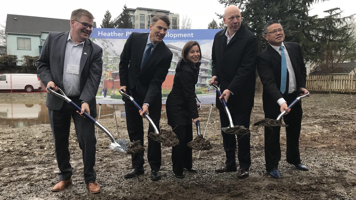Des logements promis par le NPD en construction | Radio-Canada