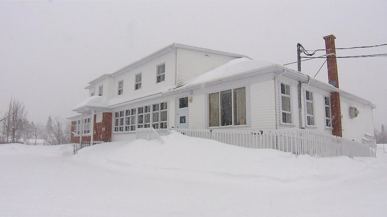 Un lieu d'accueil temporaire reprend vie à PointeauxOutardes Radio