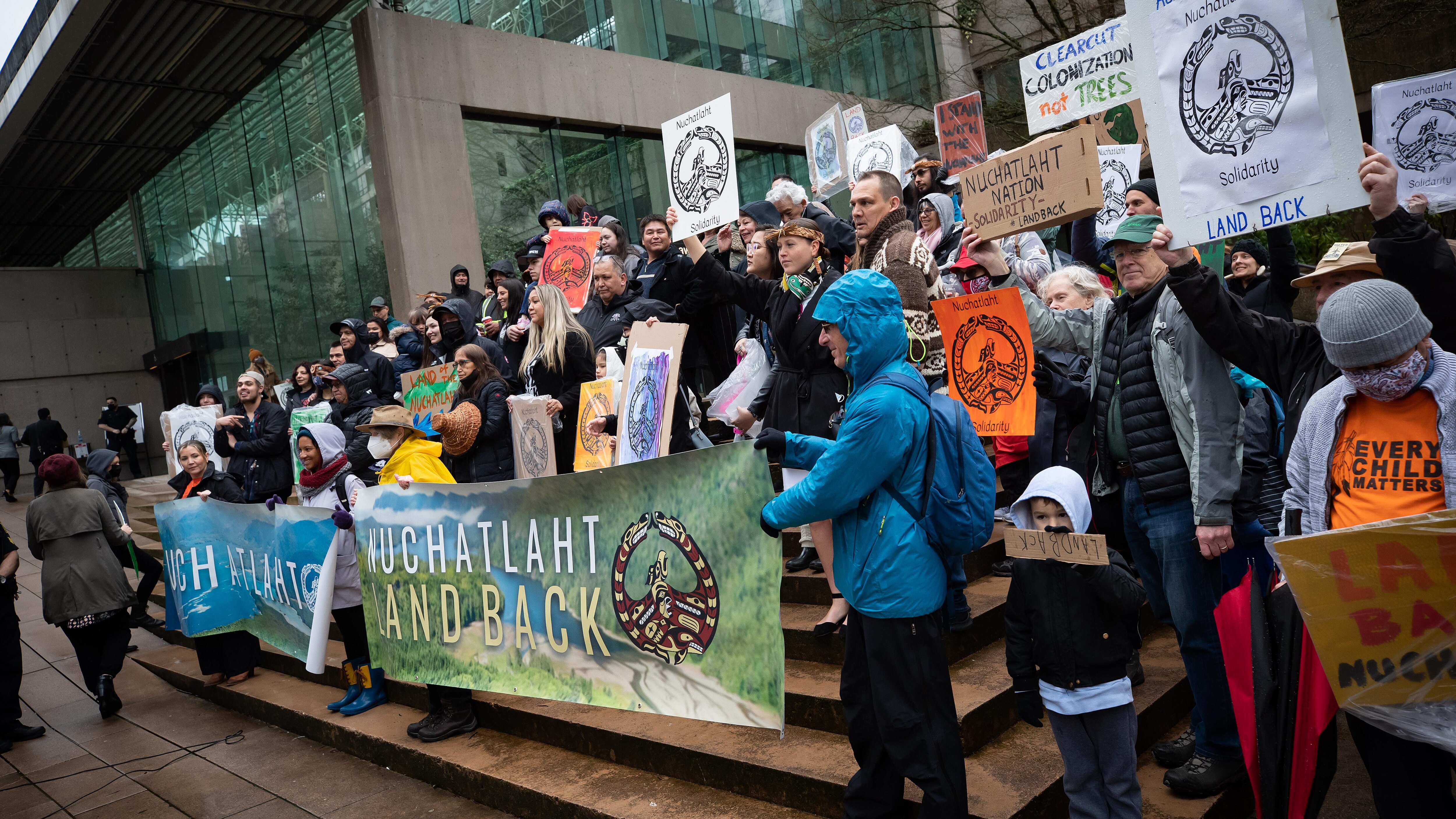 Le procès de la Nation Nuchatlaht contre la C.-B.
Le procès de la Nation Nuchatlaht contre la C.-B.