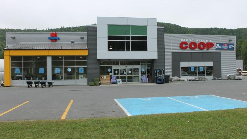 La Quincaillerie Coop de RivièreauRenard ferme ses portes Au coeur