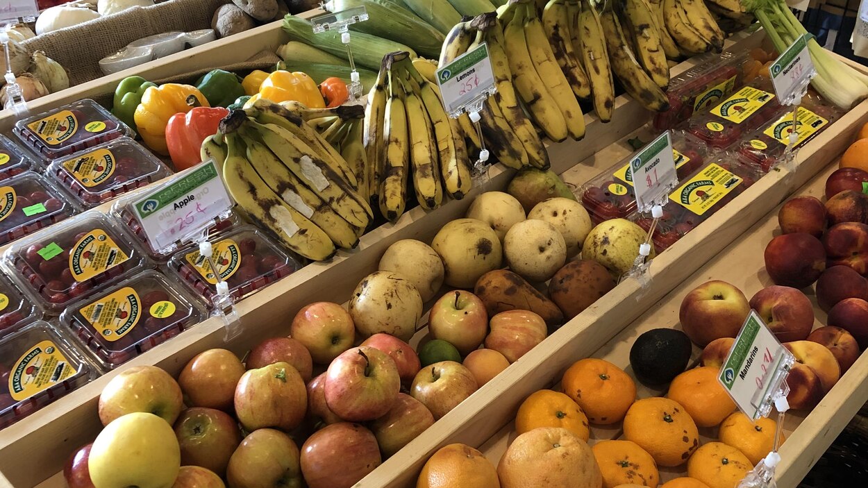 Une Entreprise Sociale Recycle Le Surplus Alimentaire Des Epiceries De Cowichan Radio Canada Ca