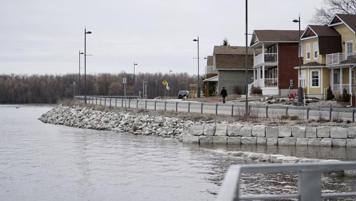 Rue JacquesCartier restreinte aux véhicules Gatineau coupe la poire