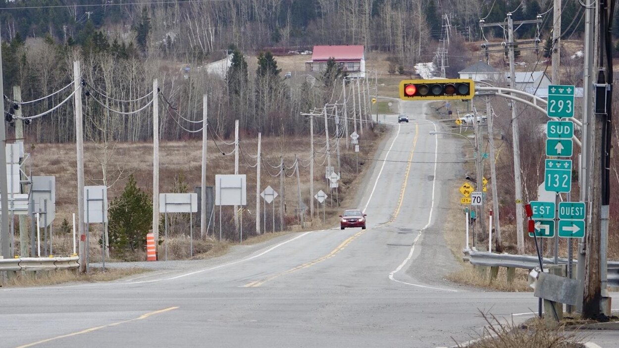 Québec annonce la réfection de la route 293 et la reconstruction du ...