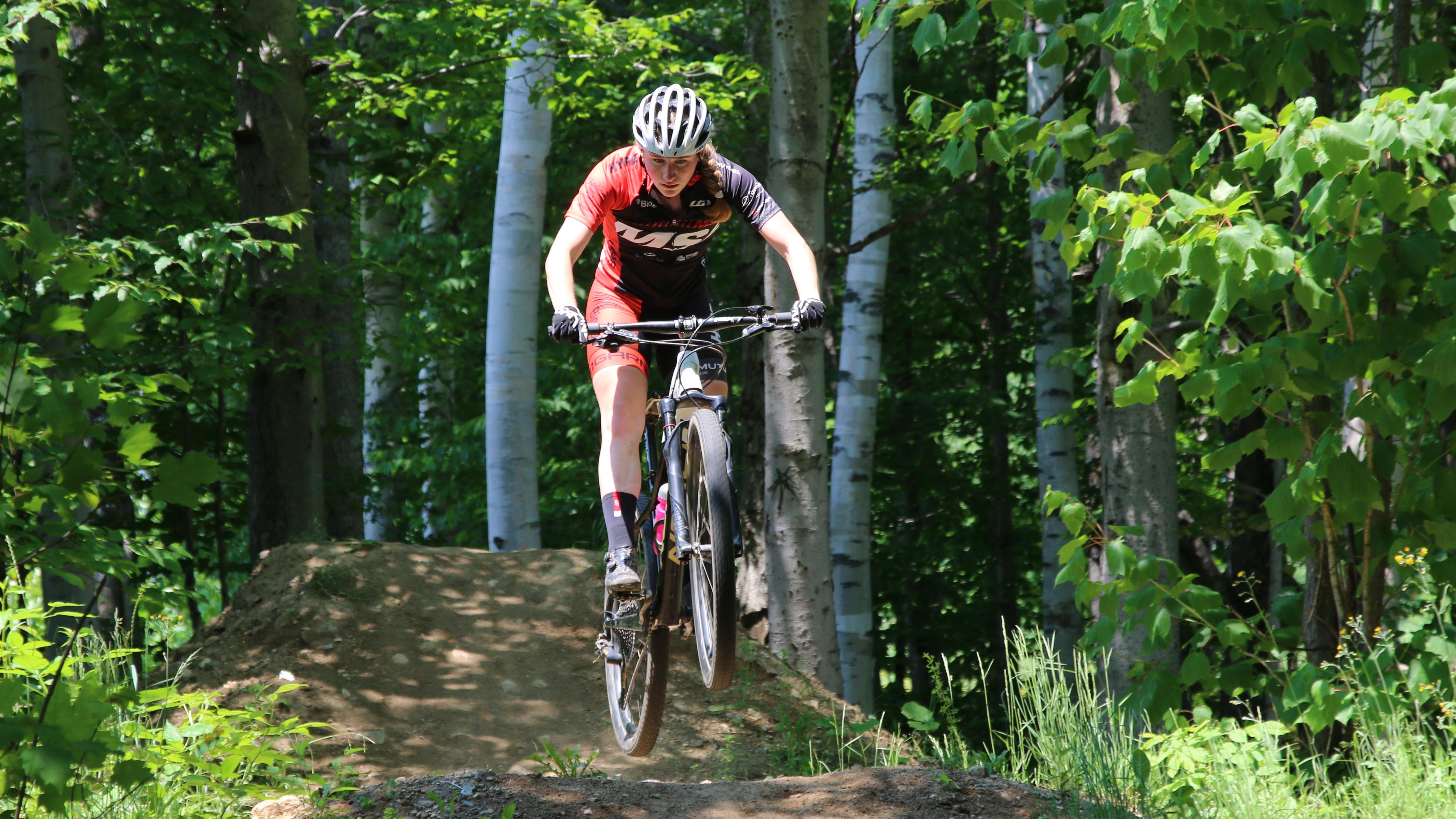 Modules d'entraînement pour vélos de montagne :  entrevue avec Luc Dugal
Modules d'entraînement pour vélos de montagne :  entrevue avec Luc Dugal