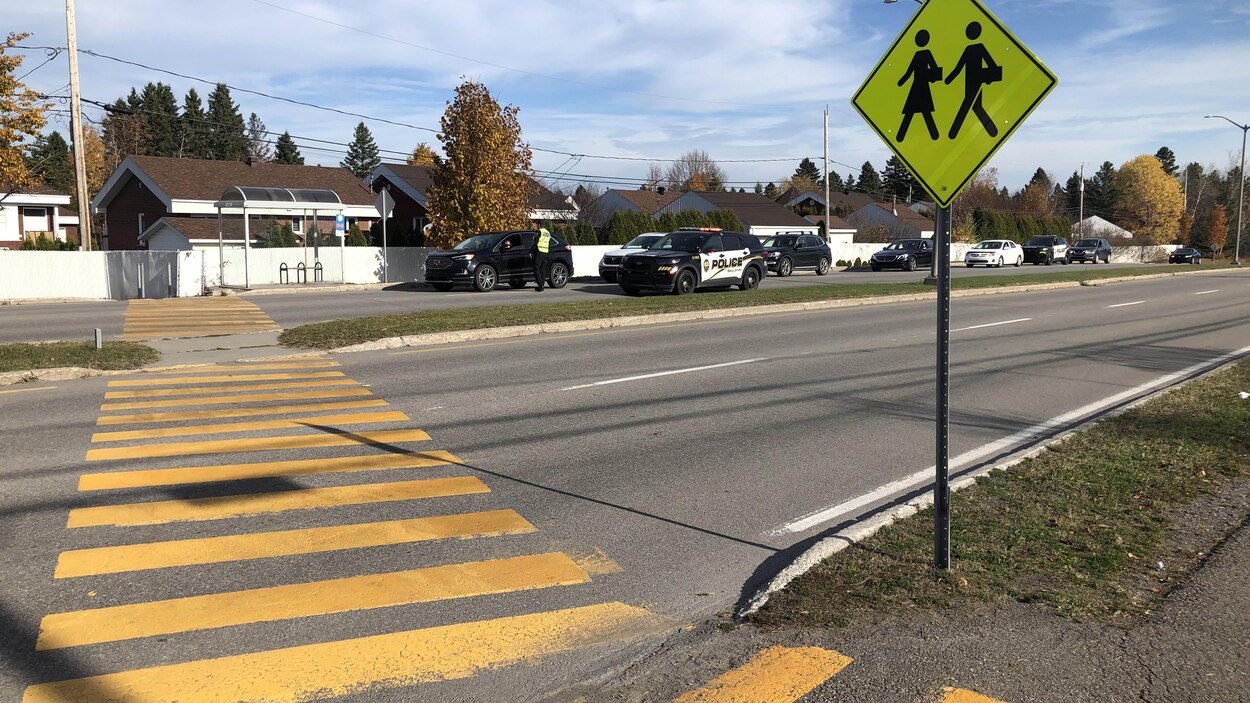 Une campagne de sensibilisation aux traverses piétonnières à Saguenay