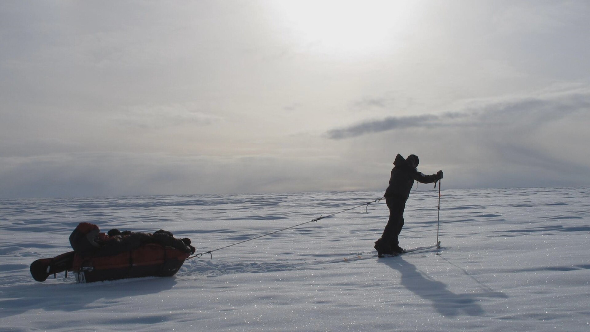 Plus de 1300 km de ski en solitaire vers le pôle Sud