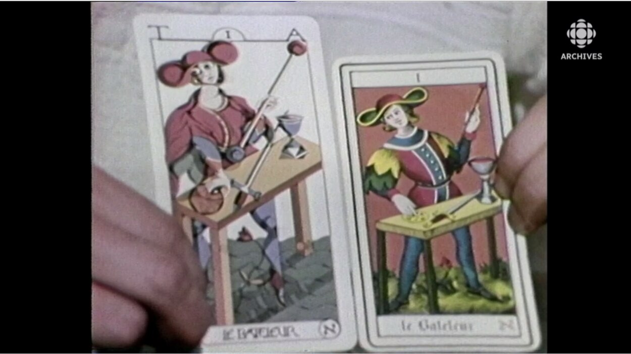 Comment le jeu de tarot est devenu un objet divinatoire