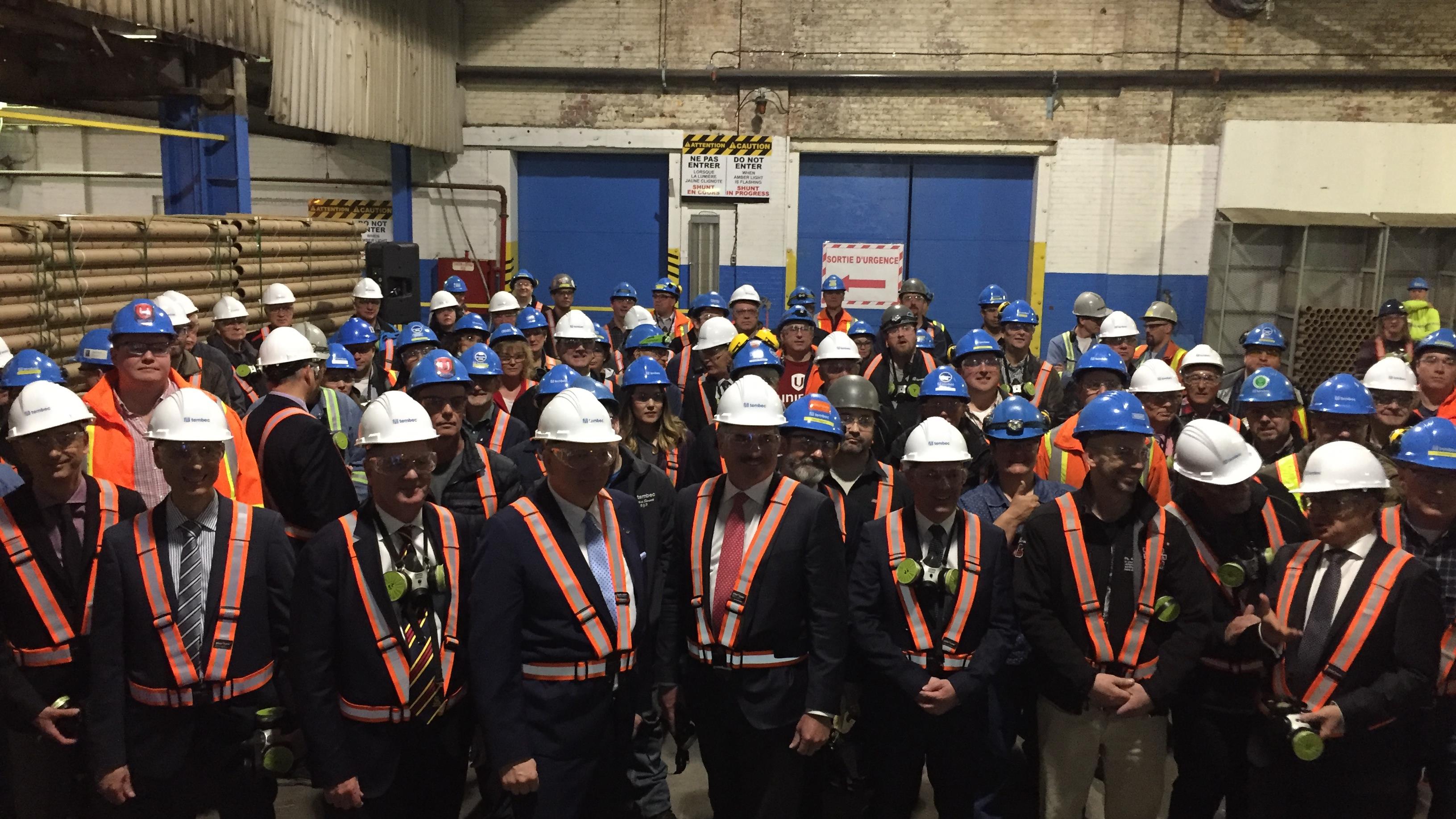 Investissement de 136 M$ à l'usine Tembec de Témiscaming | Radio-Canada
