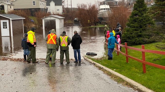 Port Mathurin Inondation Plus vulnérable depuis Fiona, Port aux Basques fait face à des ...