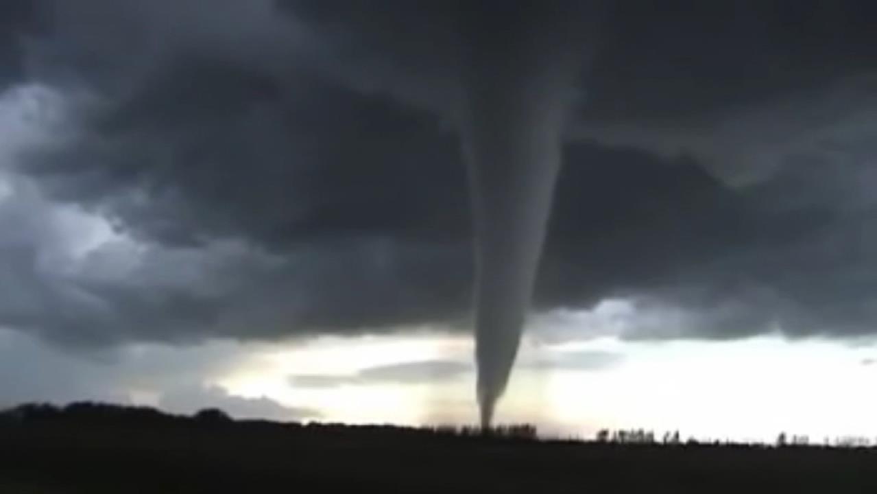 Il Y A 10 Ans La Seule Tornade F5 De L Histoire Du Canada Deferlait Sur Le Manitoba Radio Canada Ca Il Y A 10 Ans La Seule Tornade F5 De L Histoire Du Canada Deferlait Sur Le Manitoba Radio Canada Ca