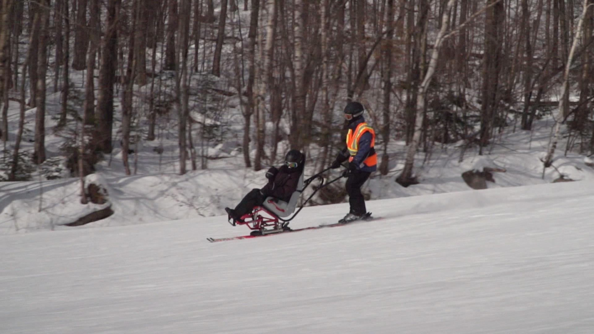 Du ski adapté à Pin Rouge... à 93 ans!