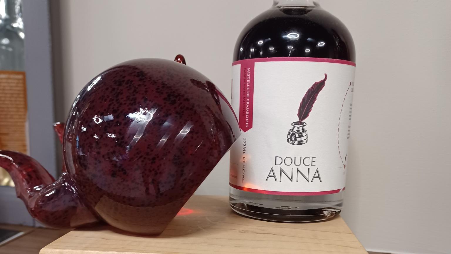 La Vallée de la framboise se démarque dans un concours de vin canadien