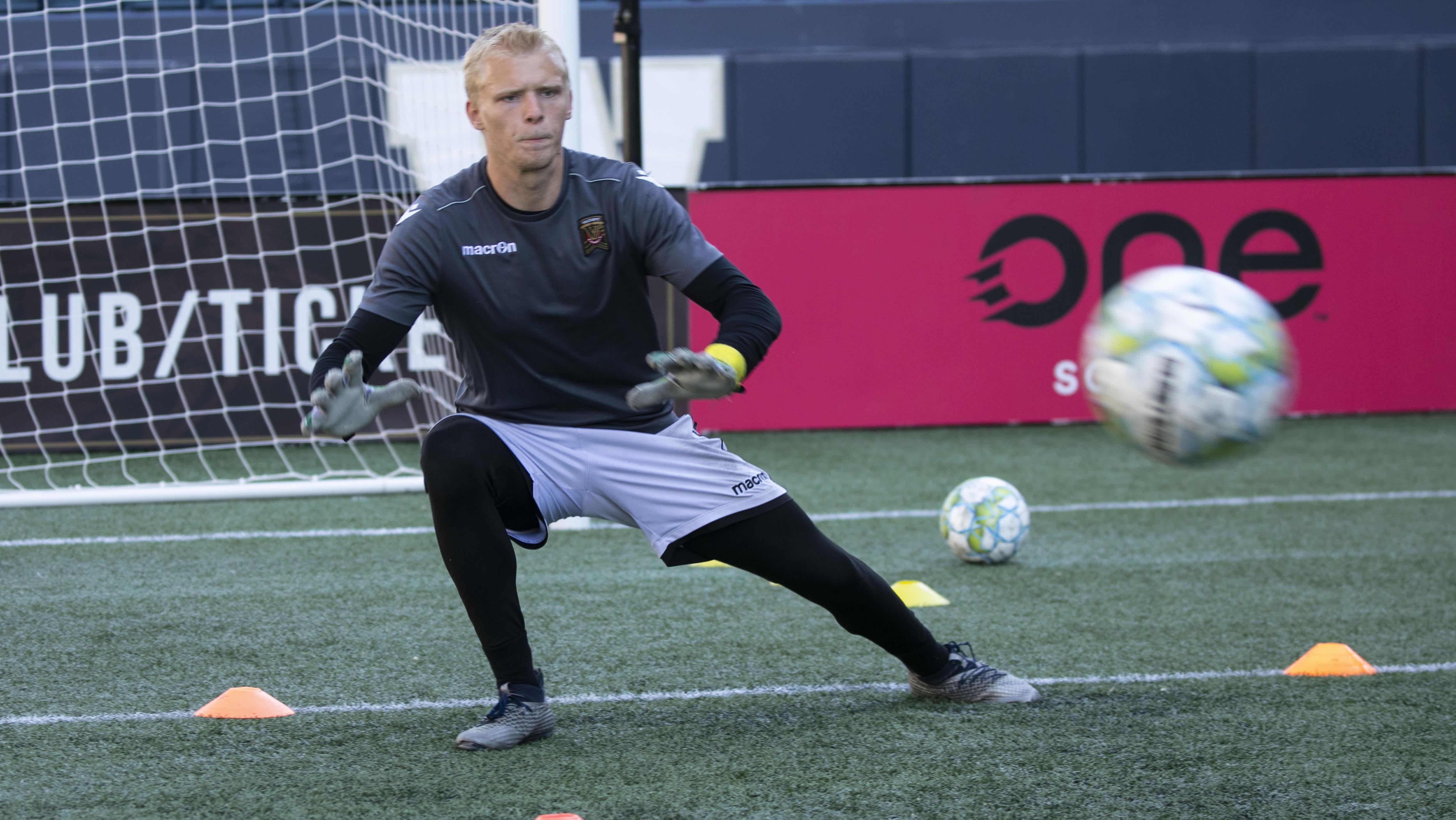 Un ancien joueur du Valour FC en Ukraine
Un ancien joueur du Valour FC en Ukraine